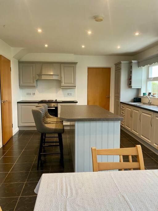 Teach Cara - 5 Bedroom - Culdaff Exterior foto